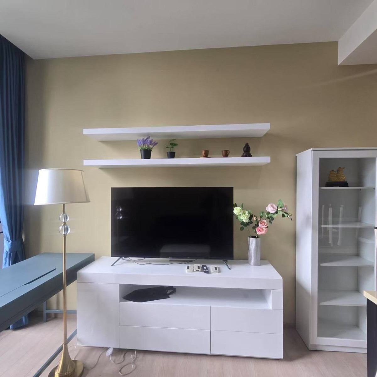 ให้เช่าคอนโดสุขุมวิท อโศก ทองหล่อ : ให้เช่าคอนโด Noble Be19 คอนโดแต่งครบพร้อมเข้าอยู่ใกล้รถไฟฟ้าBTSอโศกและห้างสรรพสินค้ามากมาย!!