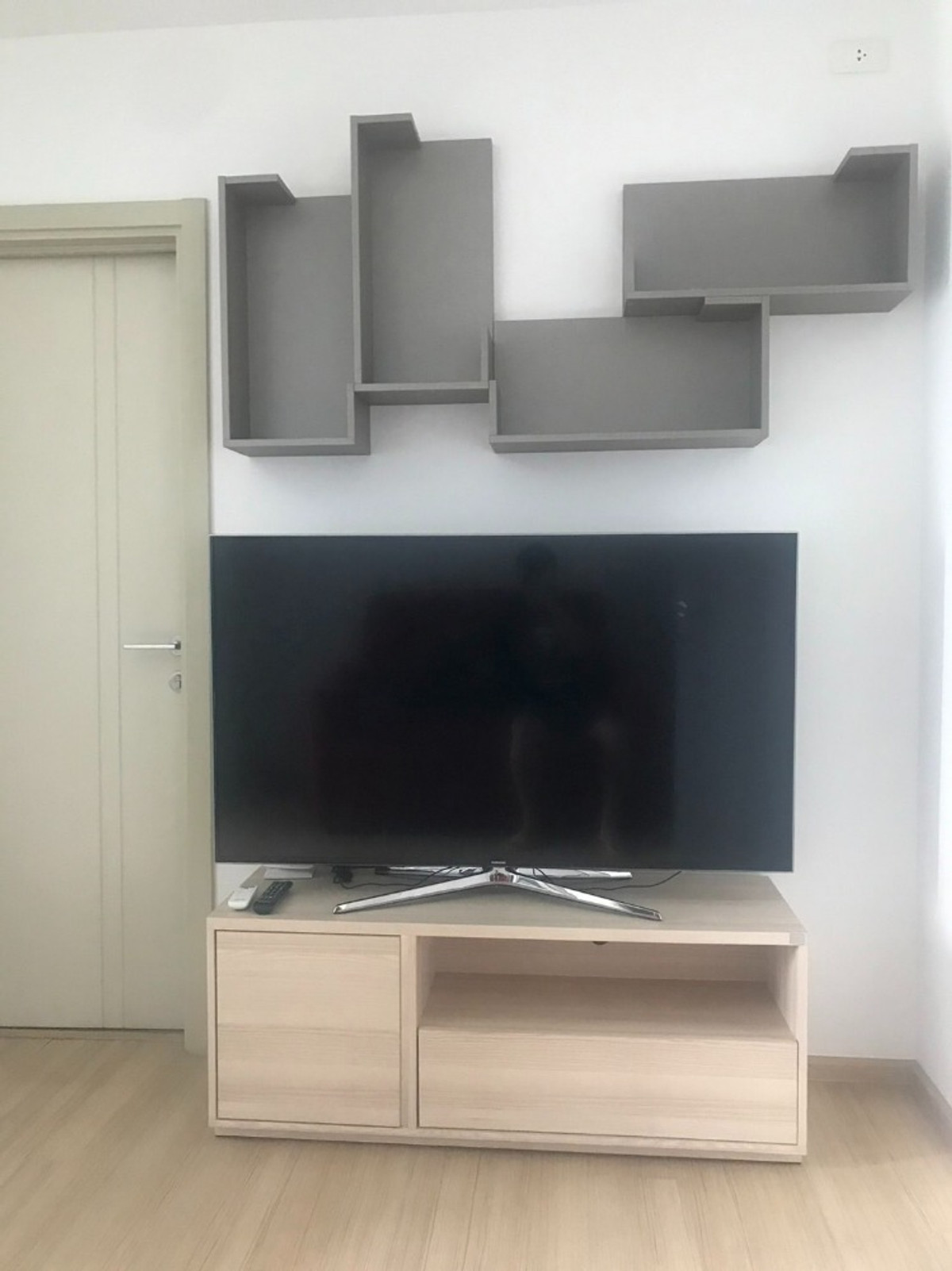 ให้เช่าคอนโดพระราม 9 เพชรบุรีตัดใหม่ RCA : ✅ TB9R195 ✅ Line : @p2nproperty