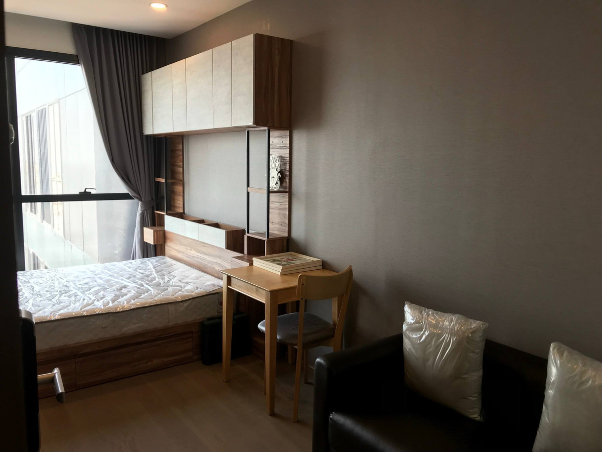 คอนโดสยาม จุฬา สามย่าน : Ashton Chula Silom【𝐒𝐄𝐋𝐋 & 𝐑𝐄𝐍𝐓】🔥โทนมินิมอลแฝงความนิ่ง มีคาแรคเตอร์ งานดีไซน์ชัด เท่แบบมืออาชีพ🔥 ติดต่อไลน์ไอดี: @hacondo