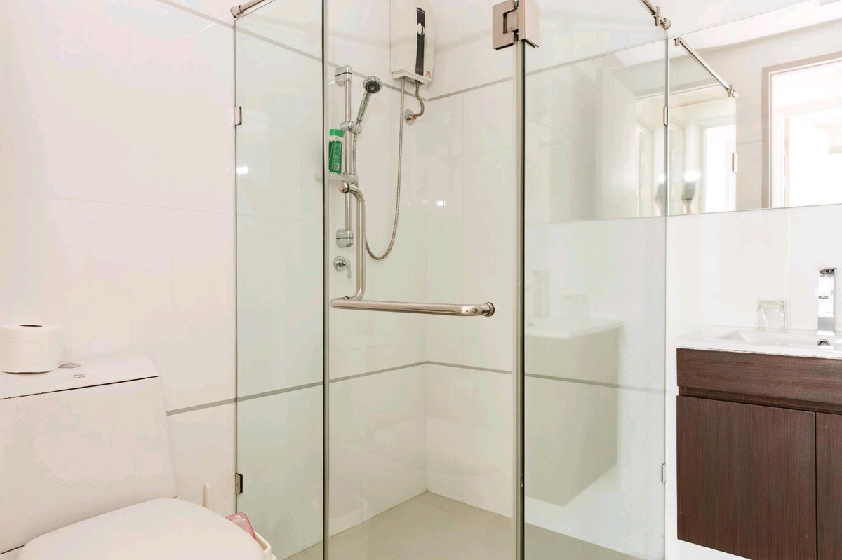 For RentCondoRama9, Petchburi, RCA : Condo for Rent at True Thonglor, High Floor, Corner Unit 🎊🎉