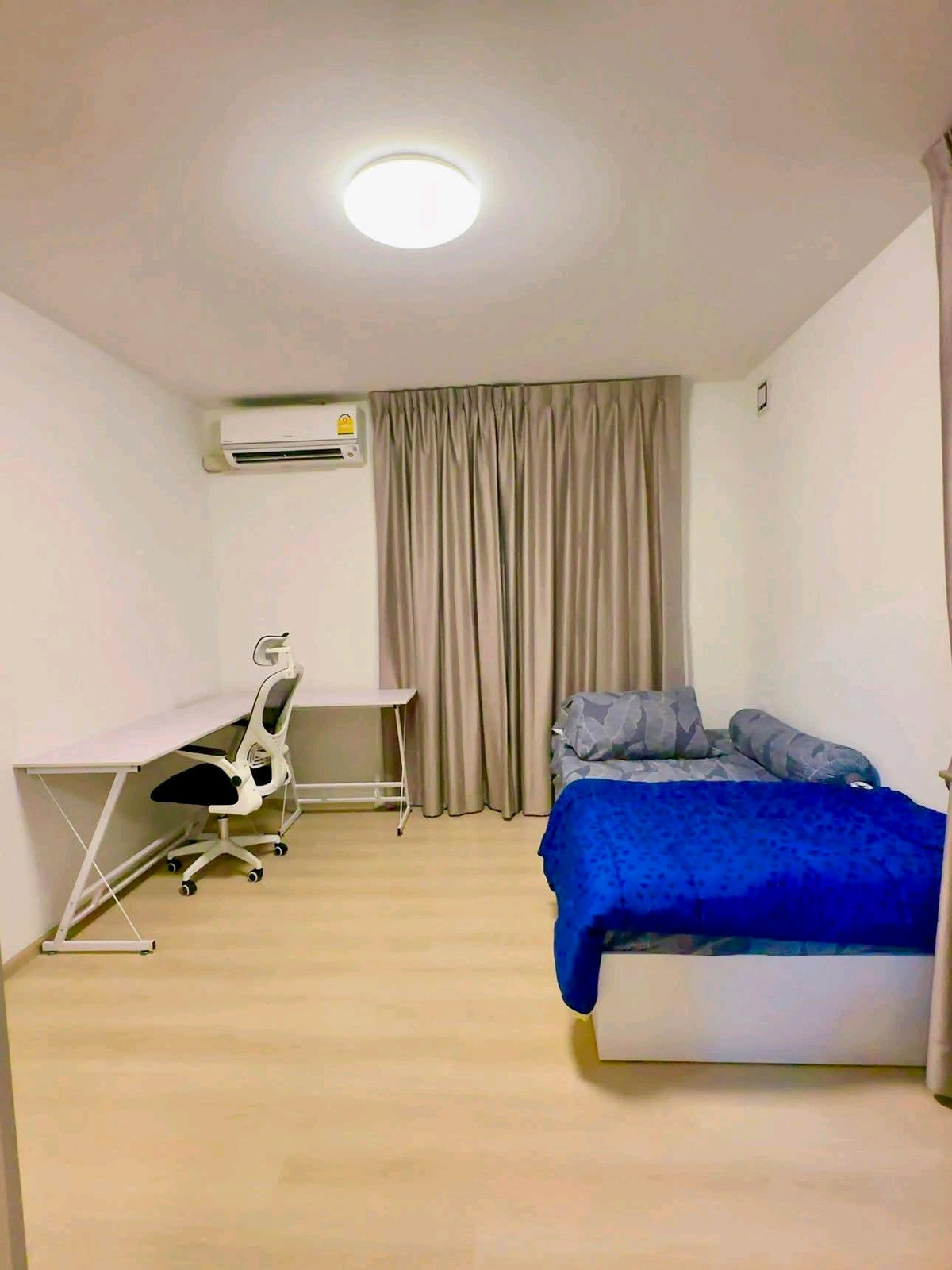 ให้เช่าบ้านสมุทรปราการ สำโรง : ✨ หน้าบ้านวิวสวน บรรยากาศร่มรื่น ใกล้โรงพยาบาลเปาโล 🚩 เดินทางสะดวก ใกล้ถนนใหญ่ และรถไฟฟ้า
บ้านว่างพร้อมเข้าอยู่วันที่ 1 เมษายน 2569