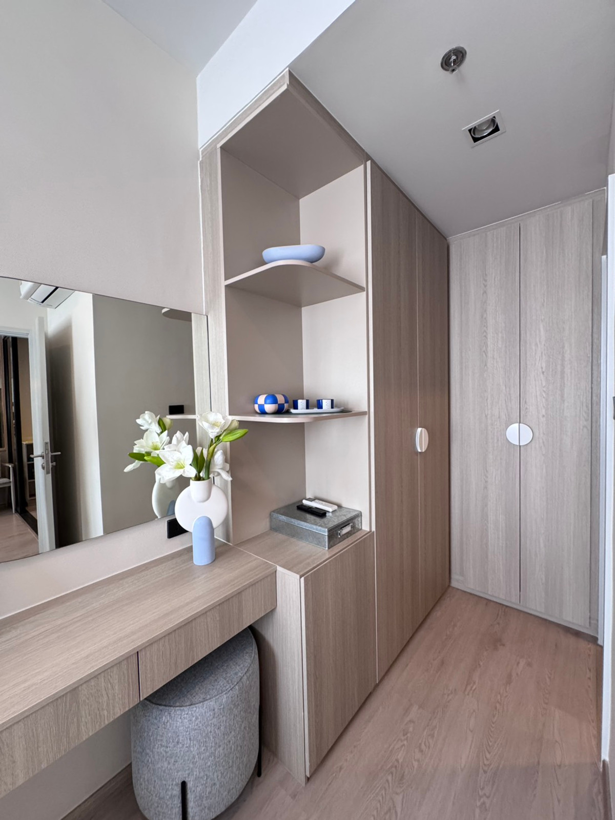 ให้เช่าคอนโดวงเวียนใหญ่ เจริญนคร : Reference Sathorn Wongwianyai ห้องใหม่สวยมาก ติด bts วงเวียนใหญ่ วิวแม่น้ำ ว่างพร้อมให้เช่า