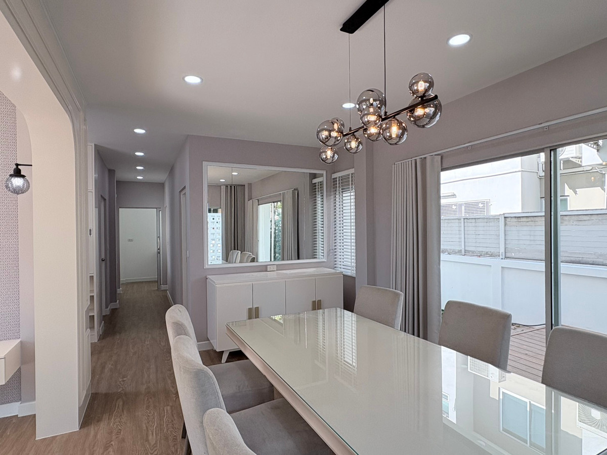 For SaleHouseRama5, Ratchapruek, Bangkruai : 📉 Great Deal, luxurious detached house at an affordable price - Life Bangkok Boulevard Ratchaphruek Rattanathibet project, corner house, very good location.