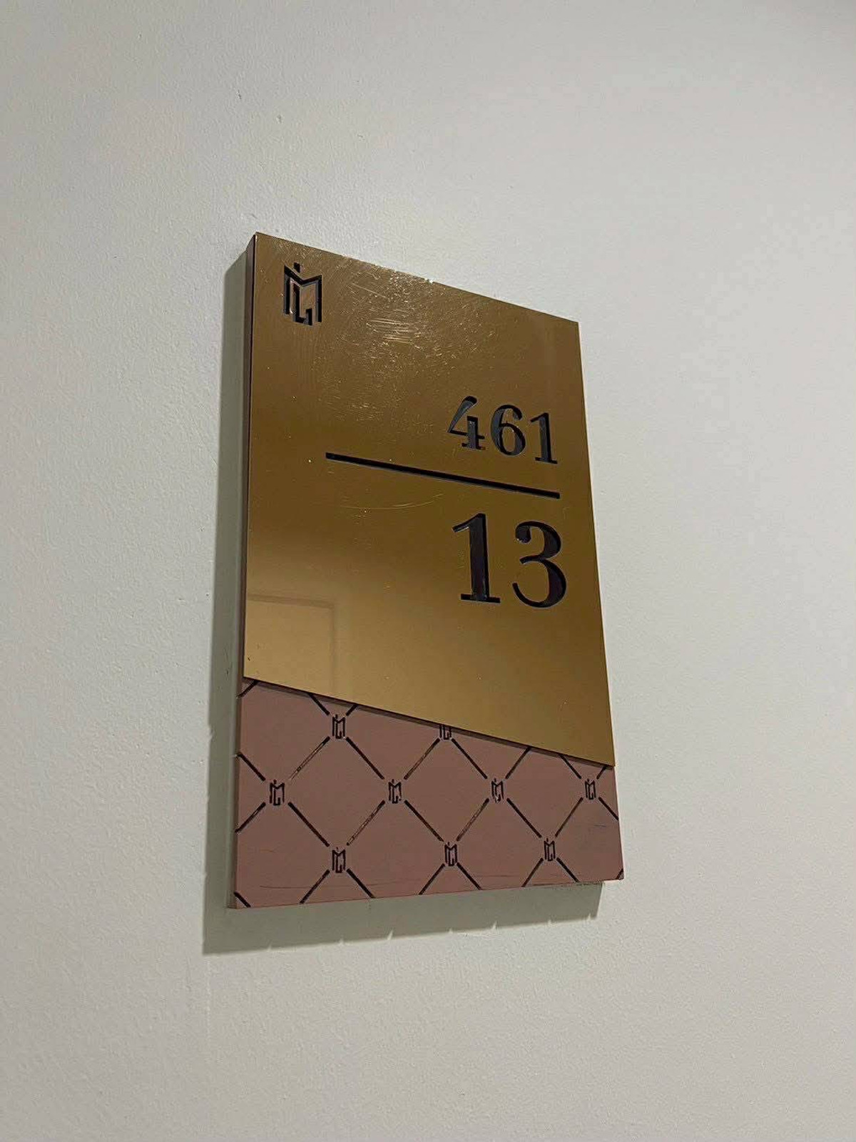 For RentCondoRatchadapisek, Huaikwang, Suttisan : For rent, Metro Luxe Ratchada (32 sq m.), 1 bedroom, 1 bathroom, ready to move in.