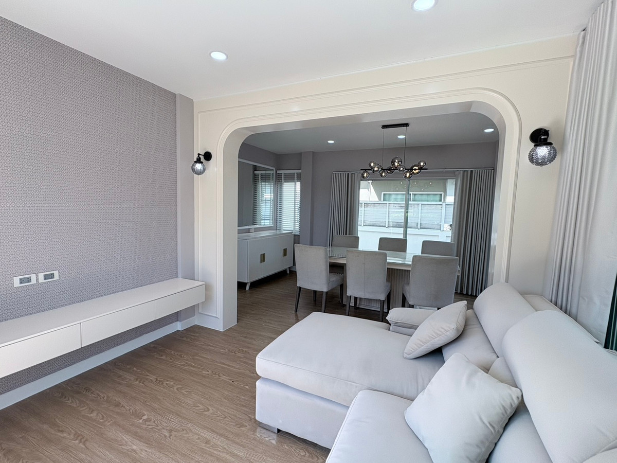 For SaleHouseRama5, Ratchapruek, Bangkruai : 📉 Great Deal, luxurious detached house at an affordable price - Life Bangkok Boulevard Ratchaphruek Rattanathibet project, corner house, very good location.