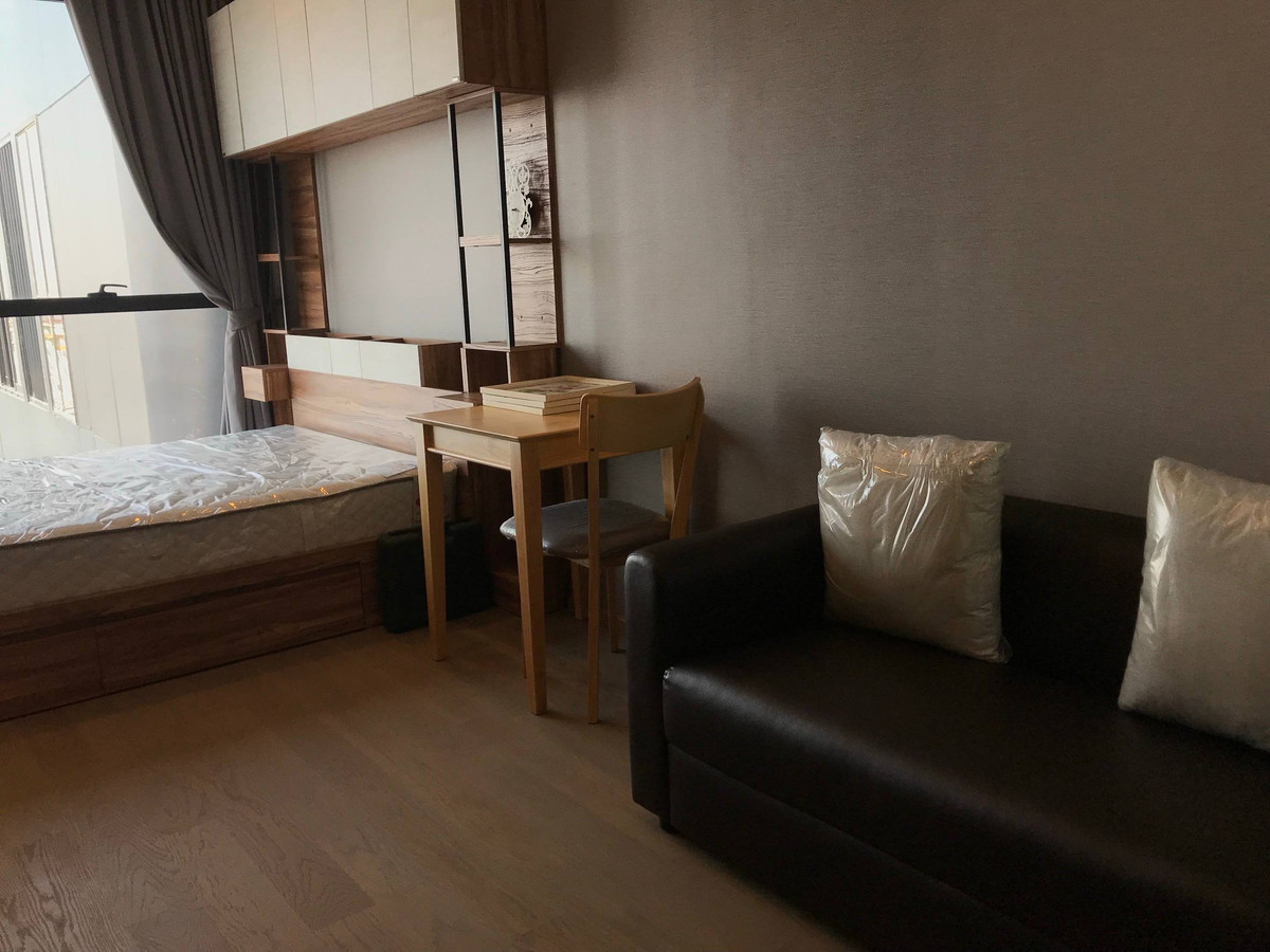 For SaleCondoSiam Paragon ,Chulalongkorn,Samyan : Ashton Chula Silom【𝐒𝐄𝐋𝐋 & 𝐑𝐄𝐍𝐓】🔥A clean, modern-designed room that looks organized and tidy.🔥 Contact Line ID: @hacondo