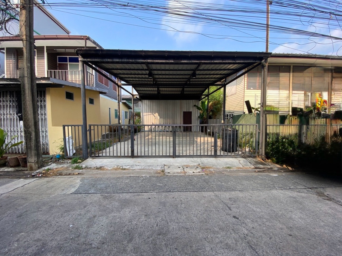 For SaleLandChokchai 4, Ladprao 71, Ladprao 48, : Good price! Land for Sale Ladprao 58 Near MRT Chok Chai 4 31 sq.w Investment Opportunity