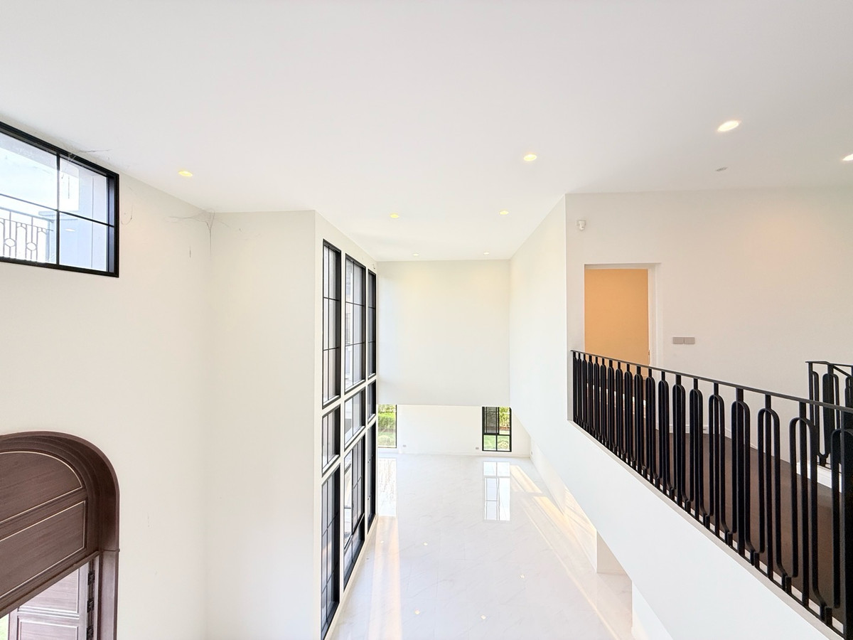 For SaleHouseKasetsart, Ratchayothin : The most beautiful corner plot NARASIRI PHAHOL-WATCHARAPOL Narasiri Phahon-Watcharapol | ready to transfer, negotiable