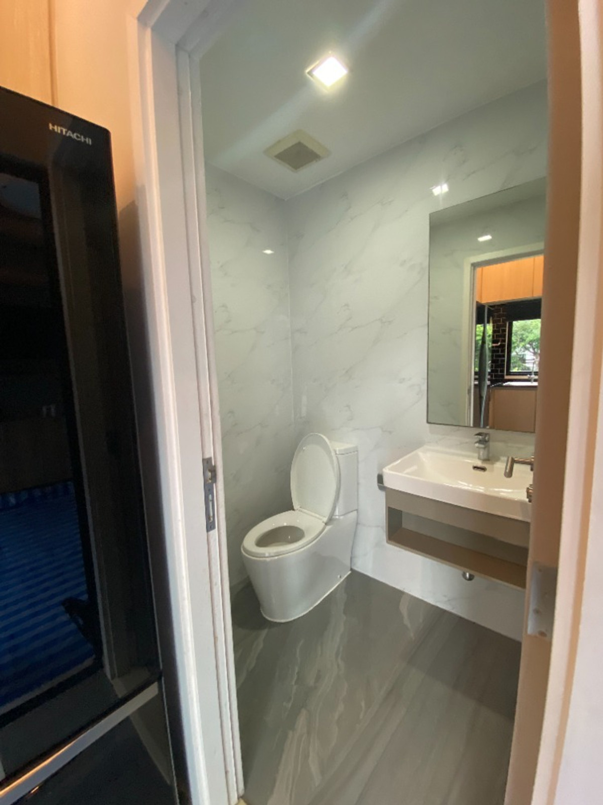 ขายทาวน์โฮมพระราม 3 สาธุประดิษฐ์ : Arden Rama 3 / ทาวน์โฮม Modern ย่านพระราม3 พร้อมเฟอร์ฯและเครื่องใช้ไฟฟ้า / 3ห้องนอน 22ตร.ว. โทร 0937890899	