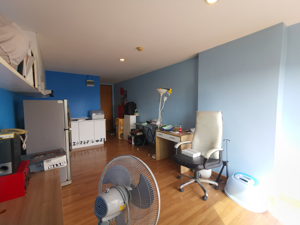 For RentCondoRatchadapisek, Huaikwang, Suttisan : Condo for rent, beautiful, good condition, Grene Suthisan Condo, corner room, good view, size 47 sq m., 1 bedroom, 1 bathroom, 2 balconies, 1 kitchen, Grene Sutthisan Condo, Huai Khwang.