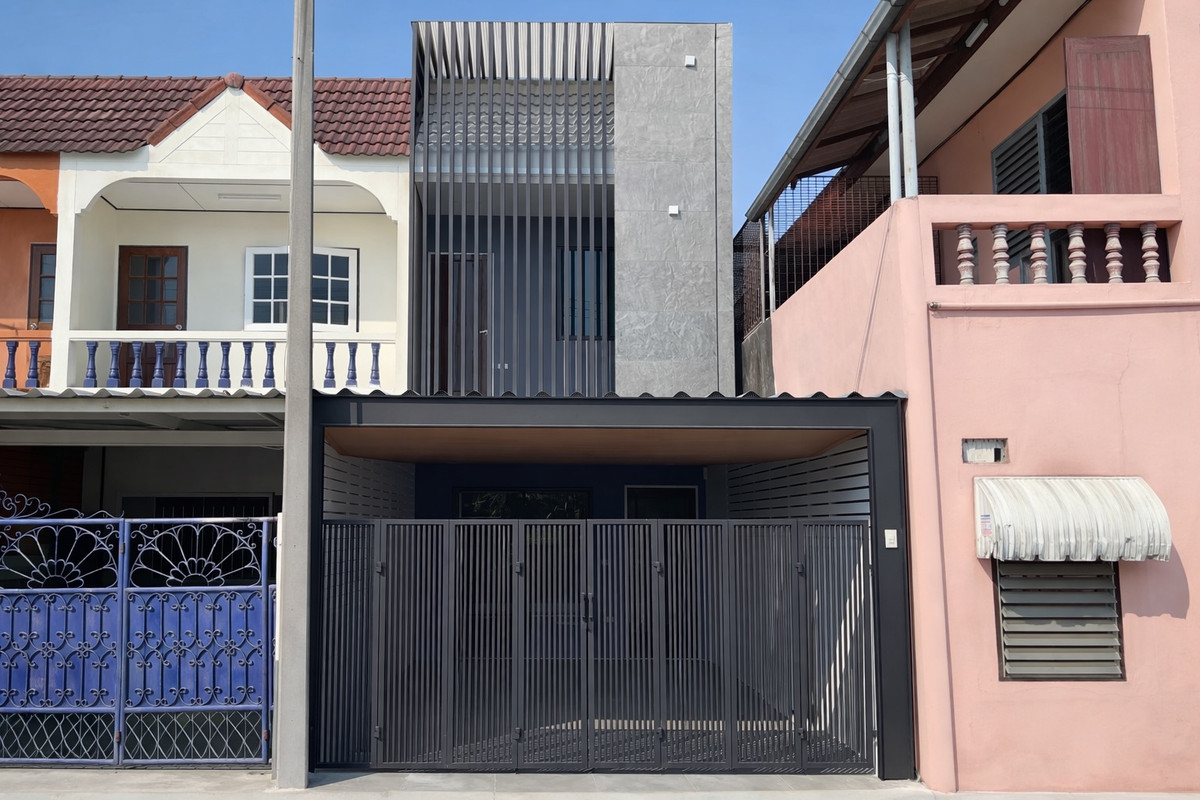 ขายทาวน์โฮมปทุมธานี รังสิต ธรรมศาสตร์ : ✨ขายบ้านทาวน์โฮมรีโนเวทใหม่ทั้งหลัง พร้อมอยู่ ซอยชื่นสิทธ์ 30- พหลโยธิน 62 ใกล้ Bts คูคต 🚆