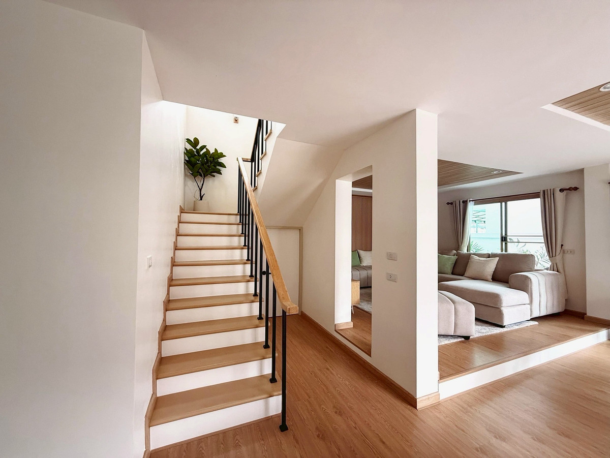 For SaleHouseOnnut, Udomsuk : LTHC14339 – House / Pool Villa for Sale | Phra Khanong Area | 240 sqm | 3 Beds 4 Baths | Near BTS Phra Khanong | 13.9MB | Single house/pool villa for sale Phra Khanong