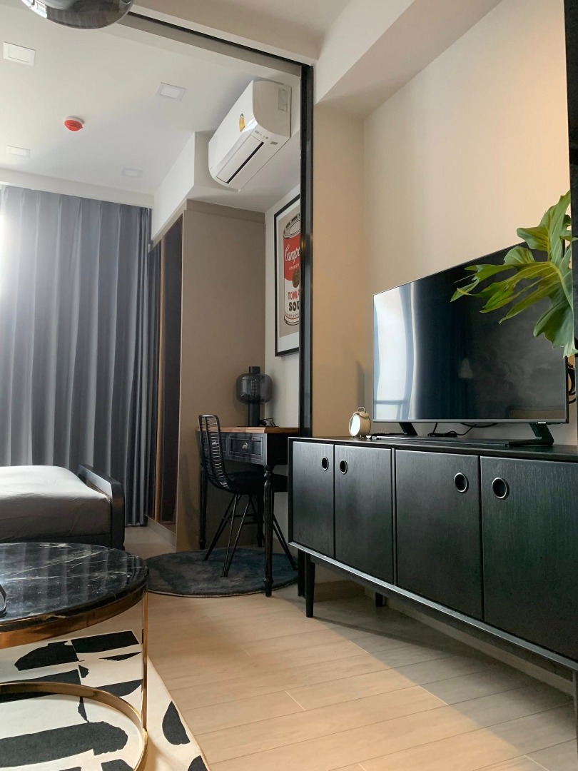 For RentCondoRama9, Petchburi, RCA : 🔥For Rent Now🔥 One Nine Five Asoke-Rama 9. Beautifully decorated condo, fully furnished and ready to move in. Located in the heart of Rama 9.