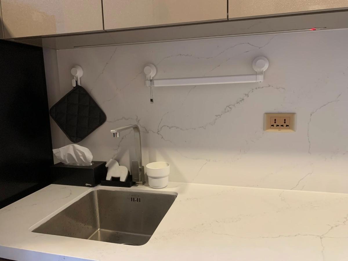 ให้เช่าคอนโดพระราม 9 เพชรบุรีตัดใหม่ RCA : 🔥ให้เช่าด่วน🔥วันไนน์ไฟว์ อโศก-พระราม 9 ห้องตกแต่งสวย เฟอร์นิเจอร์ครบพร้อมเข้าอยู่ ใจกลางพระราม 9