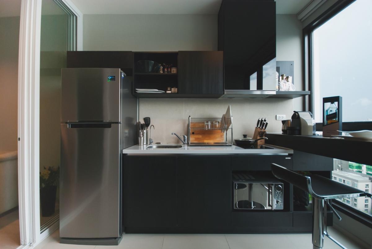 ให้เช่าคอนโดอ่อนนุช อุดมสุข : 🔥ให้เช่าด่วน🔥ริทึ่ม สุขุมวิท 44/1 ห้องกว้าง วิวเมือง เฟอร์นิเจอร์ครบพร้อมเข้าอยู่ ติดรถไฟฟ้า BTS พระโขนง