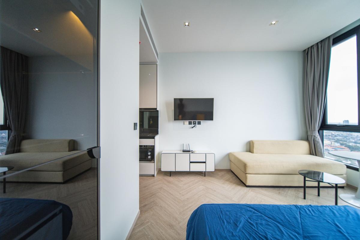 For RentCondoWongwianyai, Charoennakor : 🔥For Rent Now🔥 Chapter Charoen Nakhon Riverside, brand new unit with river view, fully furnished and ready to move in. Near ICONSIAM and BTS Krung Thon Buri.