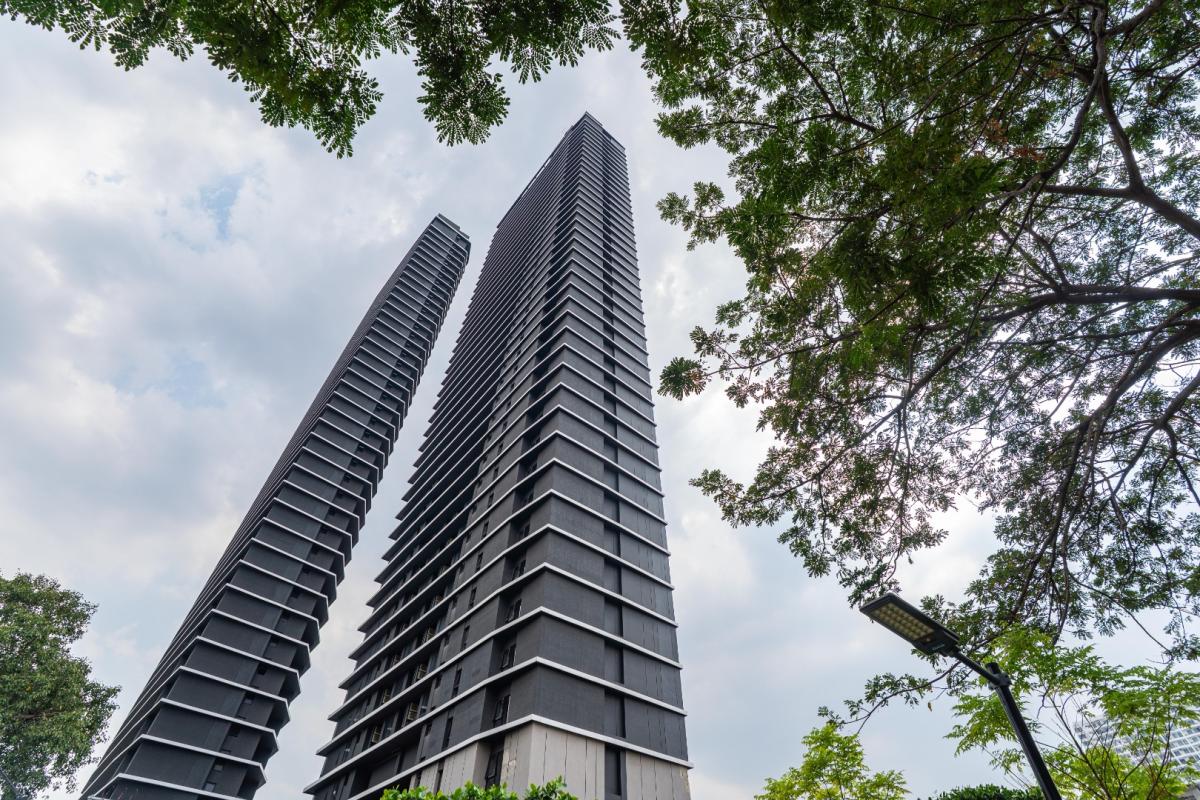 For RentCondoWongwianyai, Charoennakor : 🔥For Rent Now🔥 Chapter Charoen Nakhon Riverside, brand new unit with river view, fully furnished and ready to move in. Near ICONSIAM and BTS Krung Thon Buri.