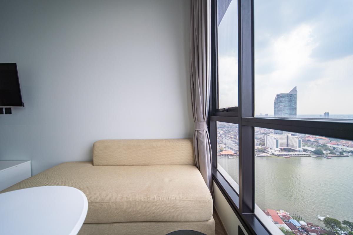 For RentCondoWongwianyai, Charoennakor : 🔥For Rent Now🔥 Chapter Charoen Nakhon Riverside, brand new unit with river view, fully furnished and ready to move in. Near ICONSIAM and BTS Krung Thon Buri.