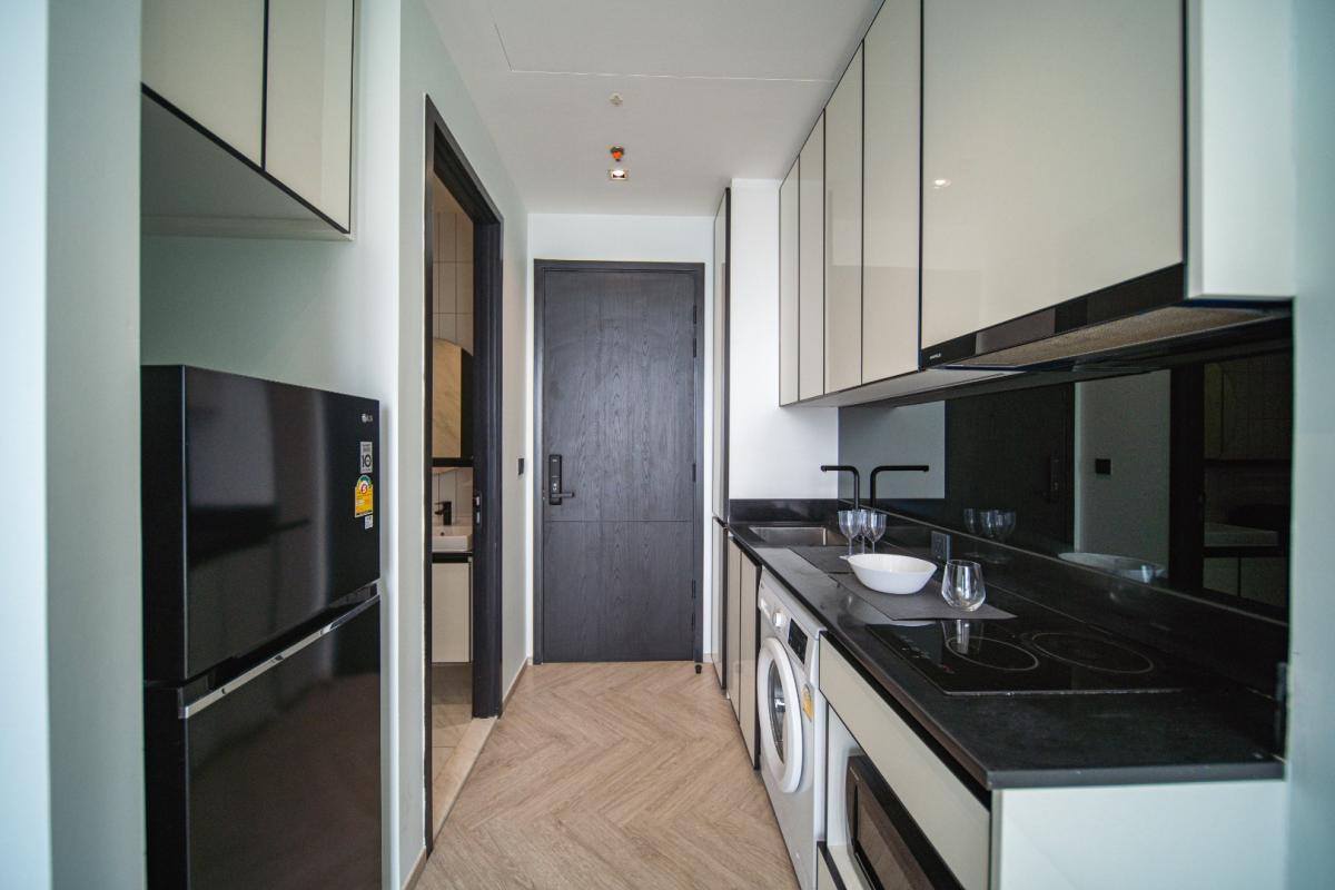 For RentCondoWongwianyai, Charoennakor : 🔥For Rent Now🔥 Chapter Charoen Nakhon Riverside, brand new unit with river view, fully furnished and ready to move in. Near ICONSIAM and BTS Krung Thon Buri.