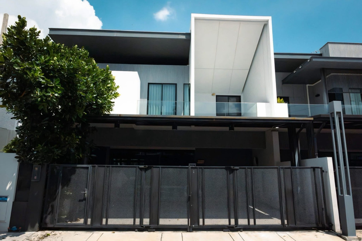 ให้เช่าบ้านบางนา แบริ่ง ลาซาล : ให้เช่าบ้านเดี่ยว🔥Vive Bangna km.7🔥40ตรว🔥3ห้องนอน🔥5ห้องน้ำ🔥R92-13