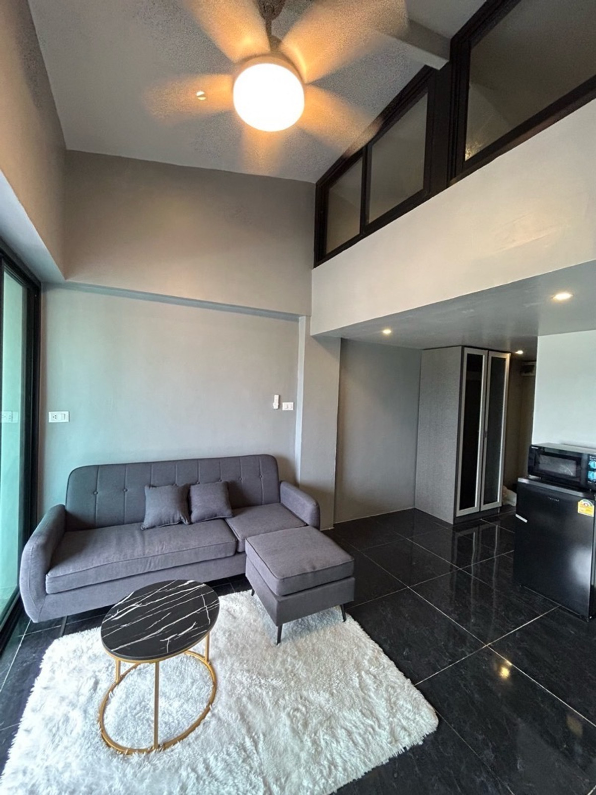 ขายคอนโดบางนา แบริ่ง ลาซาล : ขายคอนโด 2 ชั้น นิรันดร์เรซิเดนซ์1 พร้อมผู้เช่า