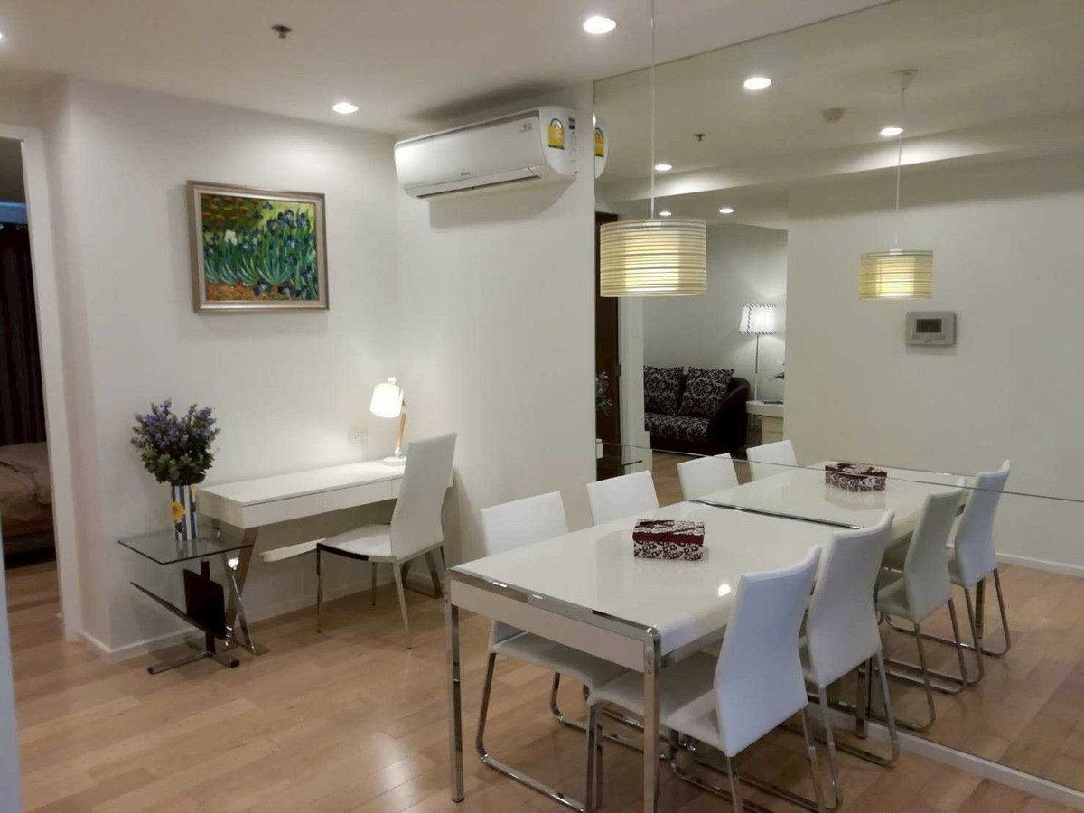 For RentCondoNana, North Nana,Sukhumvit13, Soi Nana : “For rent 15 Sukhumvit Residence ✨ beautiful room, fully furnished, ready to move in 🚆 near BTS Nana / MRT Sukhumvit”