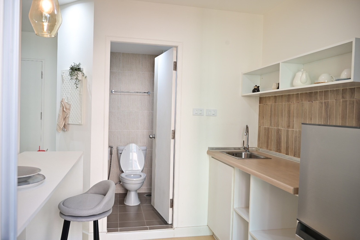 For SaleCondoOnnut, Udomsuk : Urgent sale! 📍 Lumpini Ville On Nut 46 📍 Fully furnished and equipped with appliances. Near MRT Srinuch.