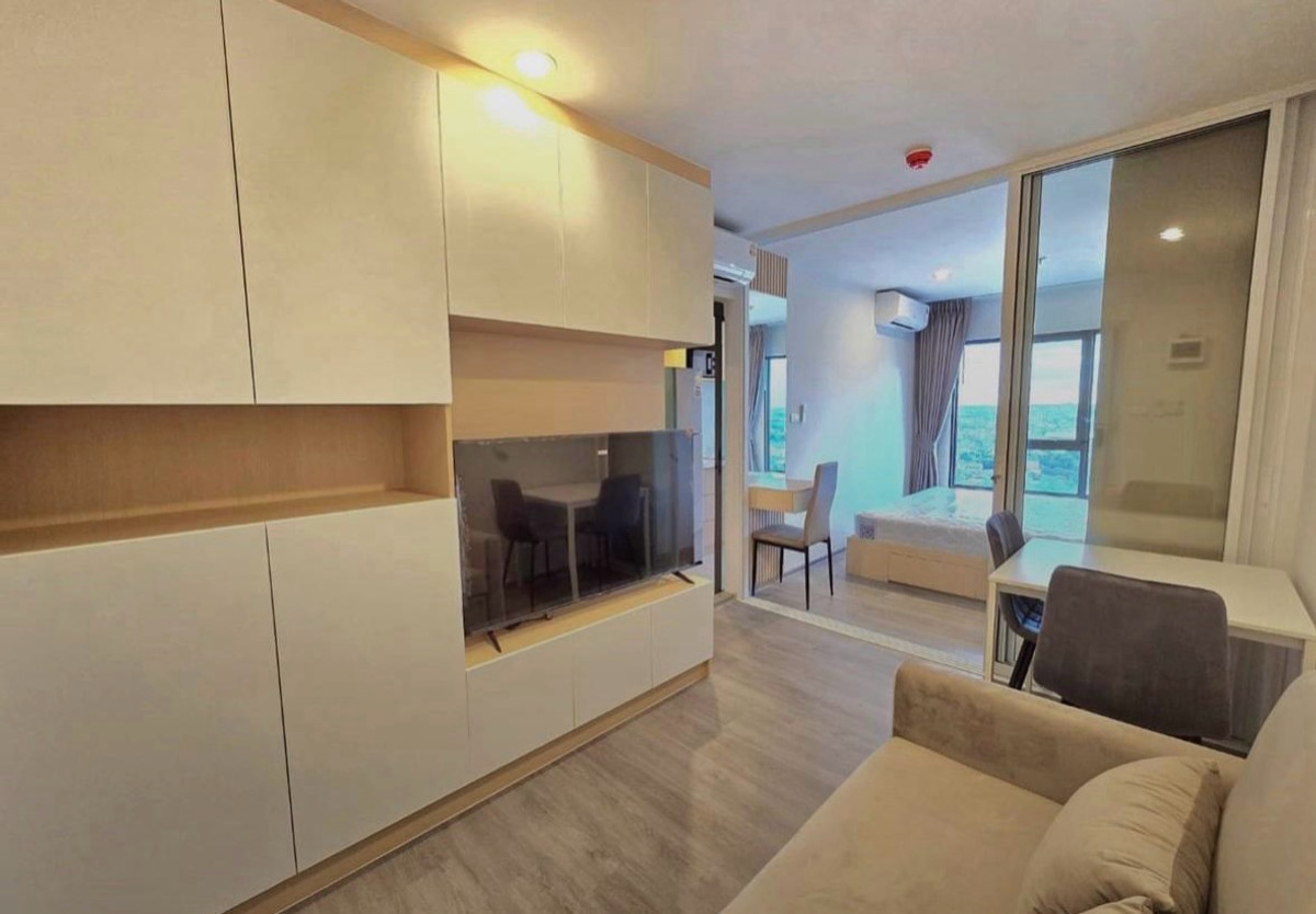 For RentCondoThaphra, Talat Phlu, Wutthakat : For rent, beautiful modern built-in room 🌈 beautiful open view 📍washing machine, front load 8.5 kg ❤️rental price 12,000 baht #Regent Home Wutthakat