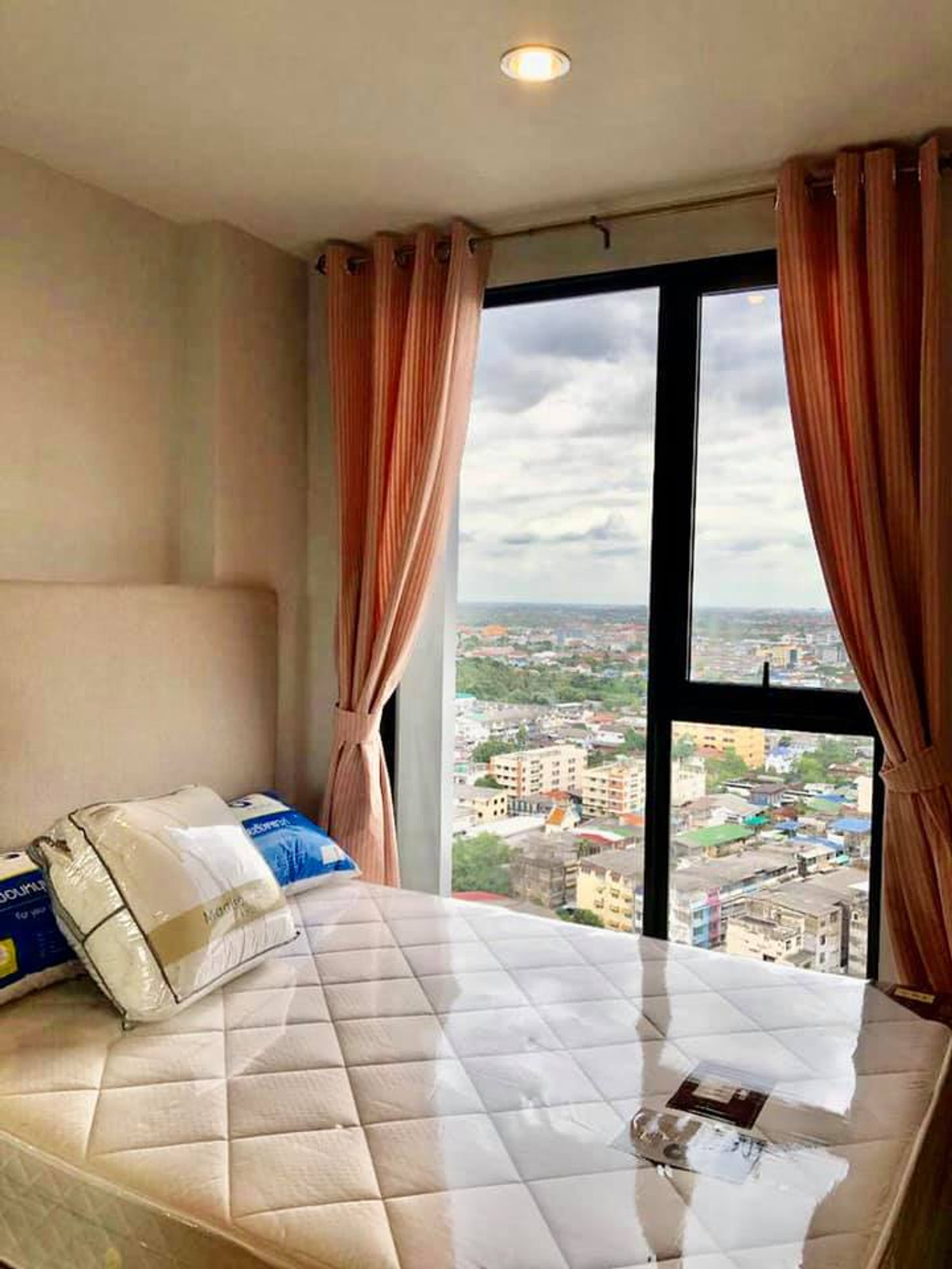 ขายคอนโดท่าพระ ตลาดพลู วุฒากาศ : The Privacy Thaphra Interchange【𝐒𝐄𝐋𝐋 & 𝐑𝐄𝐍𝐓】🔥เรียบสงบ เป็นส่วนตัว เหมาะกับการอยู่อาศัยระยะยาว🔥 ติดต่อไลน์ไอดี: @hacondo