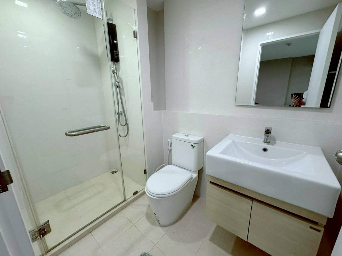 For RentCondoRatchadapisek, Huaikwang, Suttisan : For rent, Metro Luxe Ratchada (32 sq m.), 1 bedroom, 1 bathroom, ready to move in.