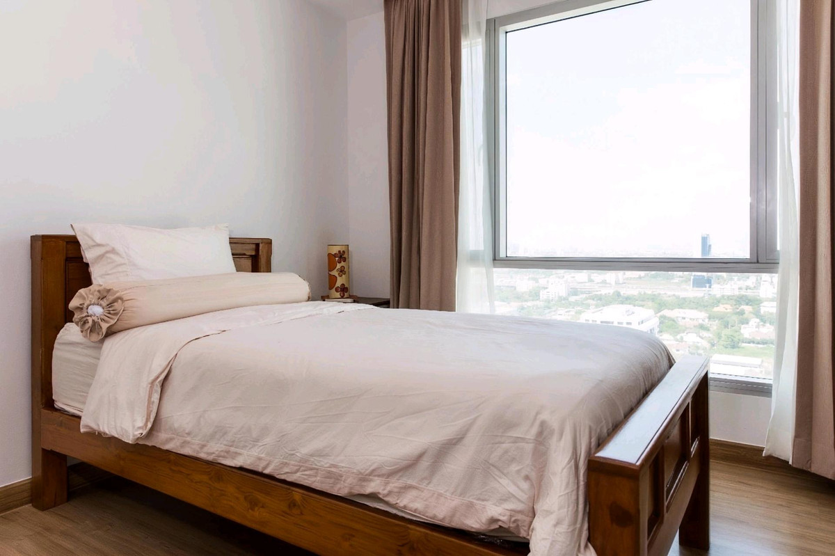 For RentCondoRama9, Petchburi, RCA : Condo for Rent at True Thonglor, High Floor, Corner Unit 🎊🎉