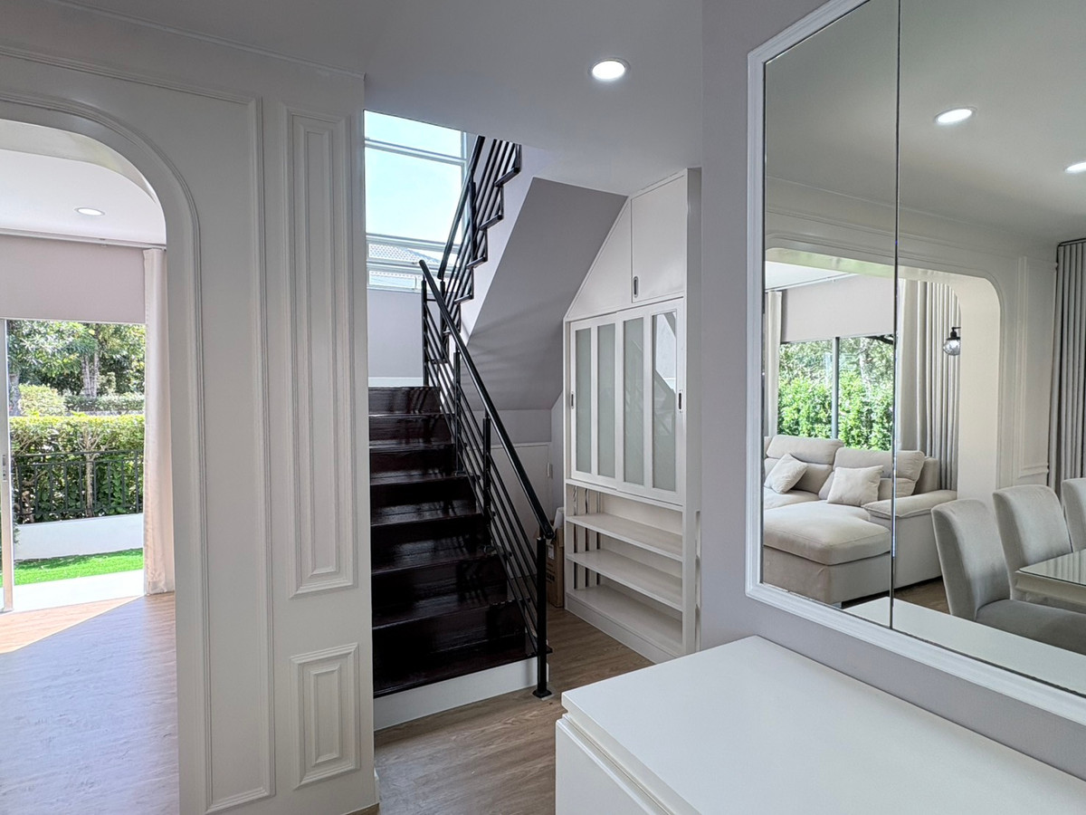 For SaleHouseRama5, Ratchapruek, Bangkruai : 📉 Great Deal, luxurious detached house at an affordable price - Life Bangkok Boulevard Ratchaphruek Rattanathibet project, corner house, very good location.