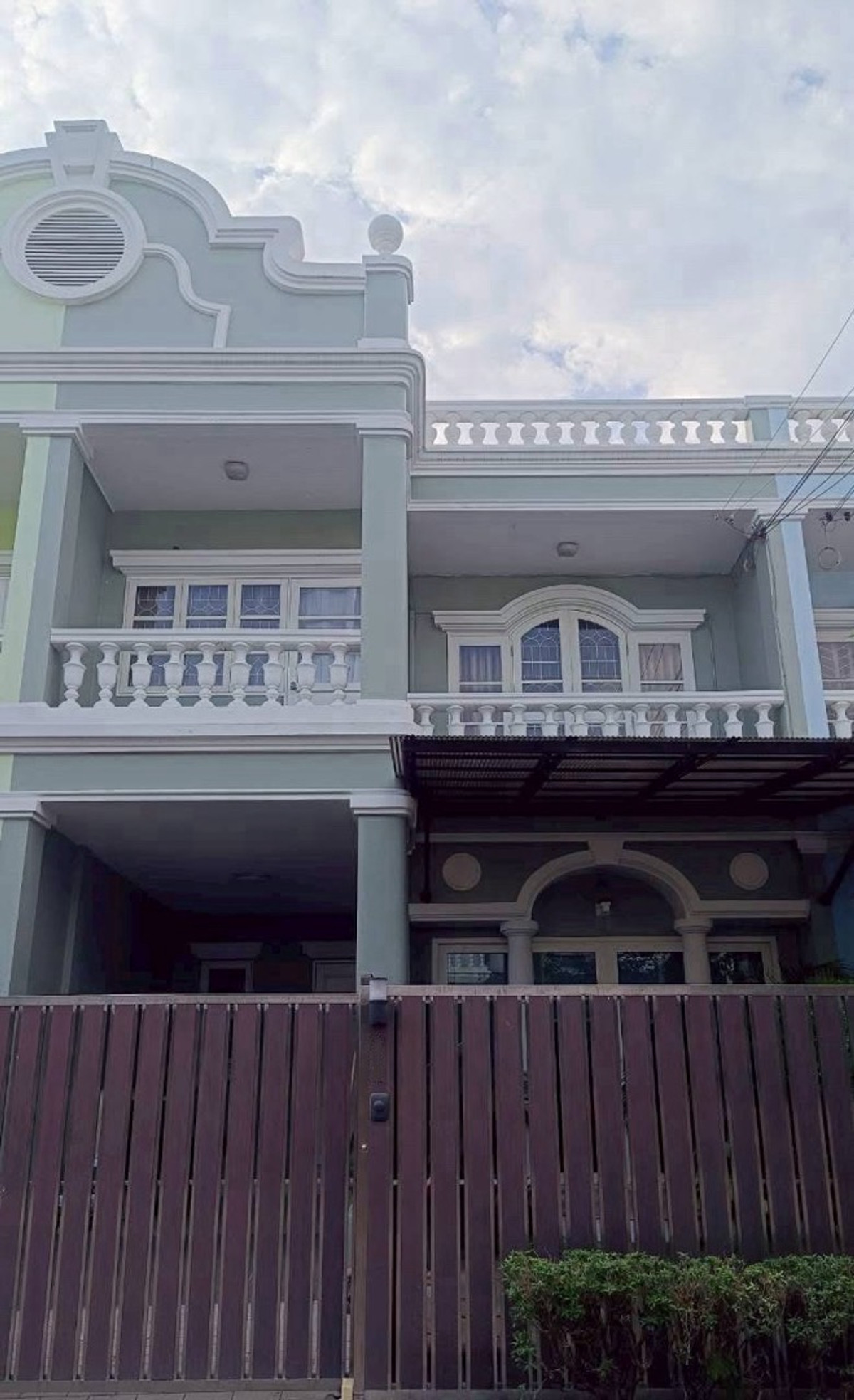 For RentTownhomeOnnut, Udomsuk : 🐶🐱✨ Townhouse for rent at Sukhumvit Garden City 2 Village ✨