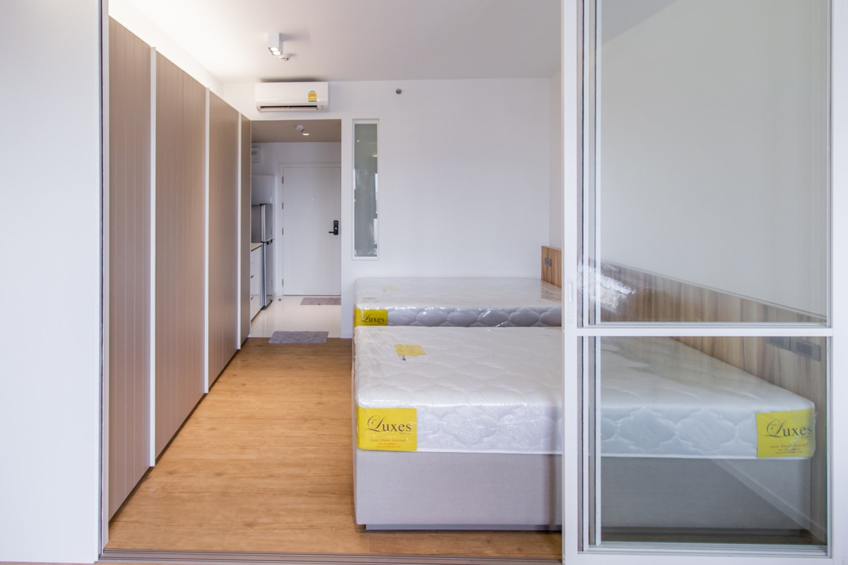 For SaleCondoSiam Paragon ,Chulalongkorn,Samyan : Triple Y Residence【𝐒𝐄𝐋𝐋 & 𝐑𝐄𝐍𝐓】🔥Modern rooms with compact space design, perfect for urban living🔥 Contact Line ID: @hacondo