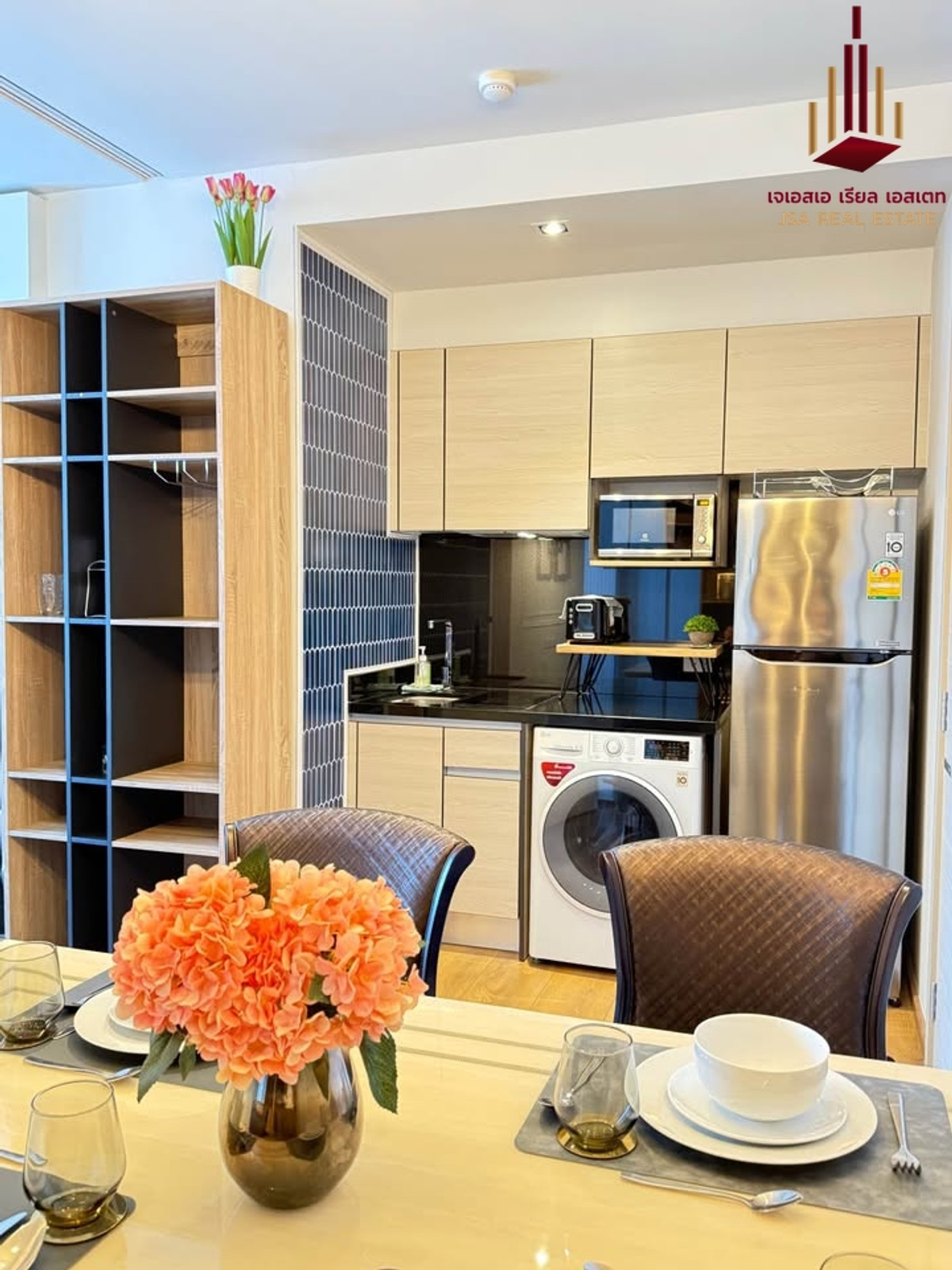 For SaleCondoSukhumvit, Asoke, Thonglor : ✨ For Sale: Park Origin Phrom Phong Condo ✨ 💰 Only 14,000,000 THB