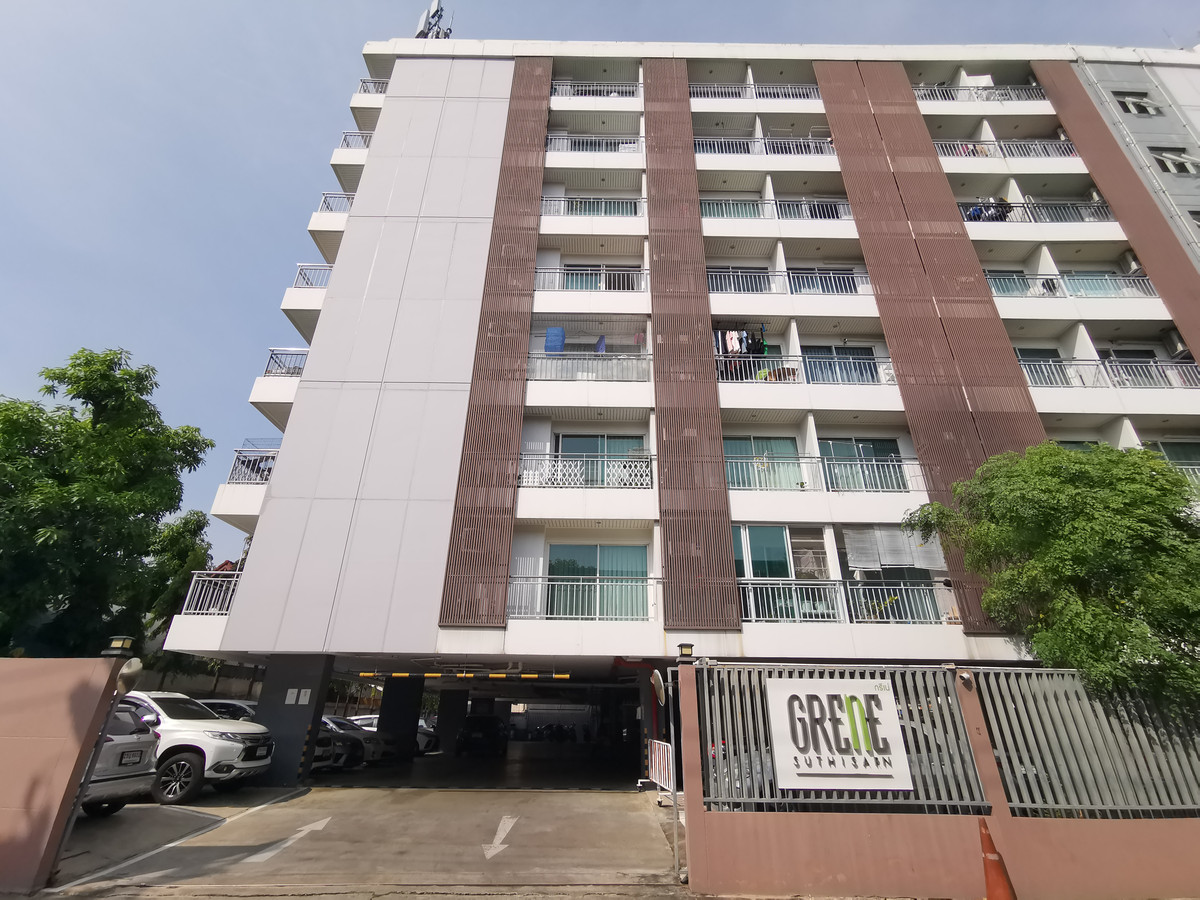 For RentCondoRatchadapisek, Huaikwang, Suttisan : Condo for rent, beautiful, good condition, Grene Suthisan Condo, corner room, good view, size 47 sq m., 1 bedroom, 1 bathroom, 2 balconies, 1 kitchen, Grene Sutthisan Condo, Huai Khwang.