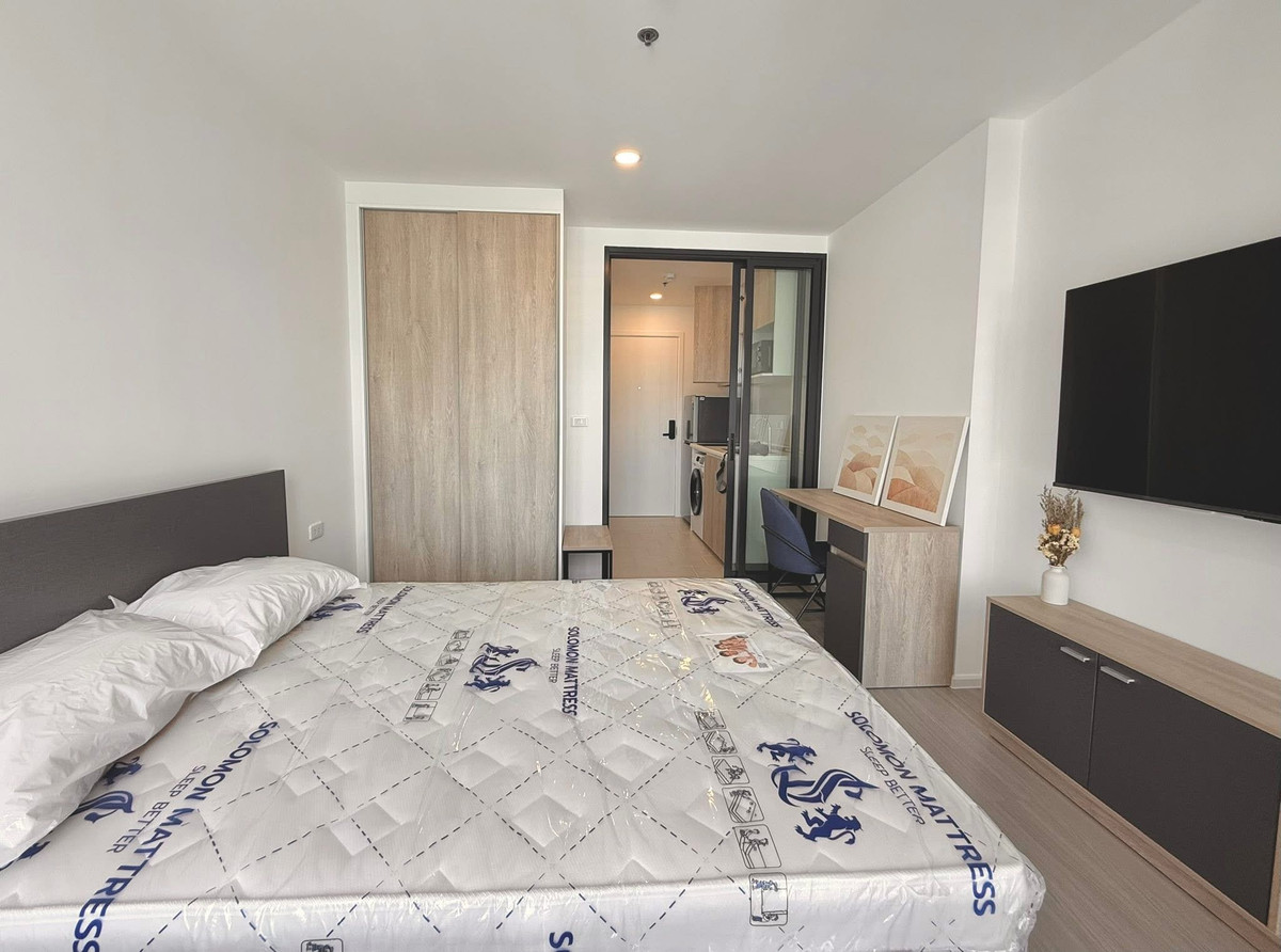 ให้เช่าคอนโดสะพานควาย จตุจักร : ⚡️Denim jatujuk   13,000 🔥Studio  23 Sqm  💫 🔥⚡️ติดต่อ พัตเตอร์ 0928895628 ⚡️ Line : plustor_ss ⚡️