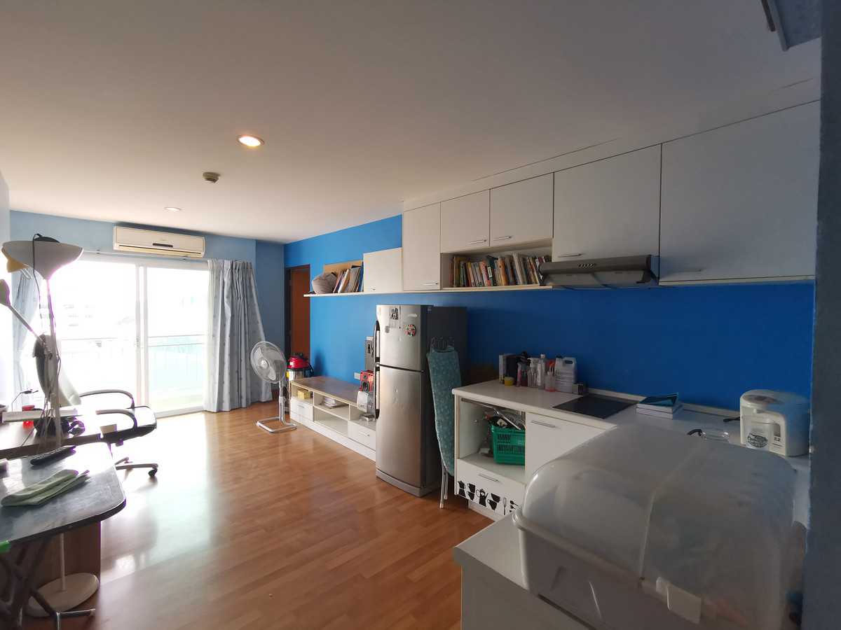 For RentCondoRatchadapisek, Huaikwang, Suttisan : Condo for rent, beautiful, good condition, Grene Suthisan Condo, corner room, good view, size 47 sq m., 1 bedroom, 1 bathroom, 2 balconies, 1 kitchen, Grene Sutthisan Condo, Huai Khwang.