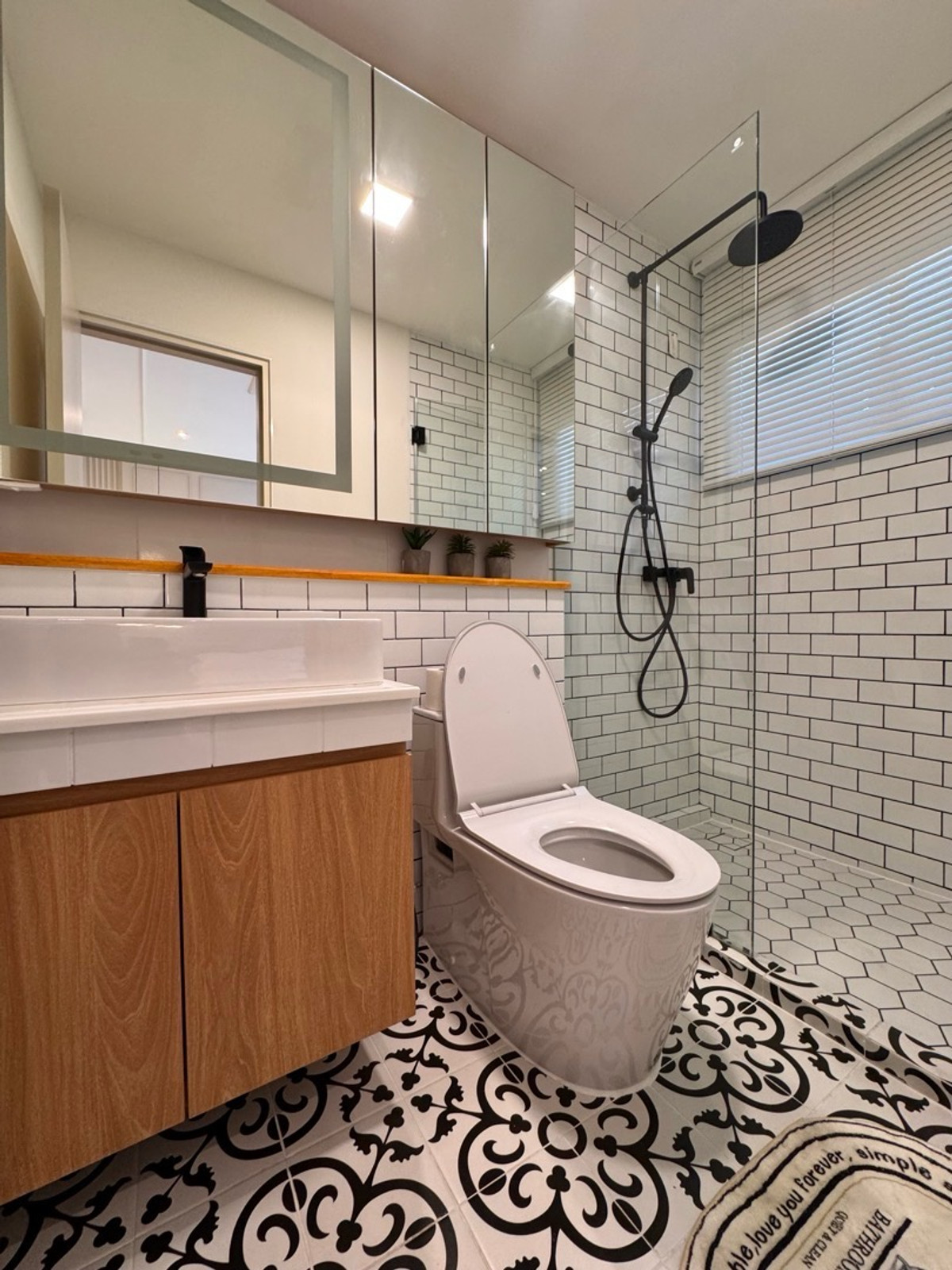 ให้เช่าทาวน์โฮมบางนา แบริ่ง ลาซาล : 💥ForRent💥3Bed • Indy Bangna-Ramkhamhang2 🏡 Near Mega Bangna‼️  Beautifully decorated 🌟 Ready to move in ‼️ Fully Furnished ✨