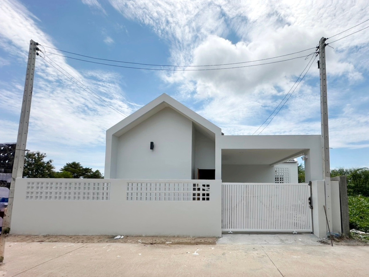 For SaleOfficeRayong : 🏡 Newly built detached house for sale, ready to move in! Choeng Noen, Rayong, near Central, 5 minutes