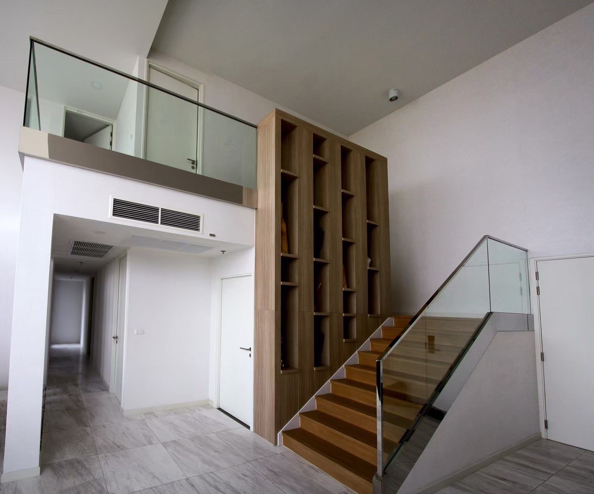 ขายคอนโดสีลม ศาลาแดง บางรัก : 🏠✨ ไซมิส สุรวงศ์ | ขายคอนโด 4 ห้องนอน (HBH-ST-149)