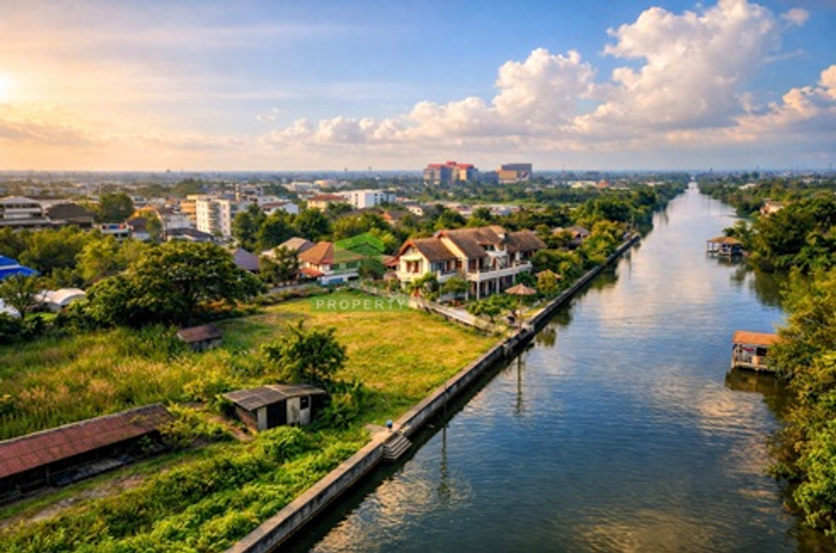 For SaleLandPinklao, Charansanitwong : Land for sale, vegetable garden, Taling Chan, Ratchaphruek, next to Maha Sawat Canal, area 1-2-79 rai, near Krungnon Market.