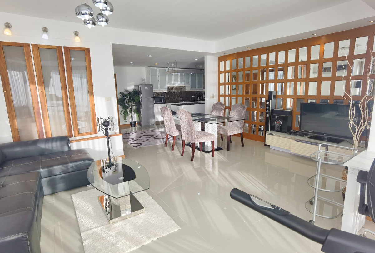 ให้เช่าคอนโดพัทยา บางแสน ชลบุรี สัตหีบ : จอมเทียนพลาซ่า; แลนด์มาร์คอันเป็นสัญลักษณ์!