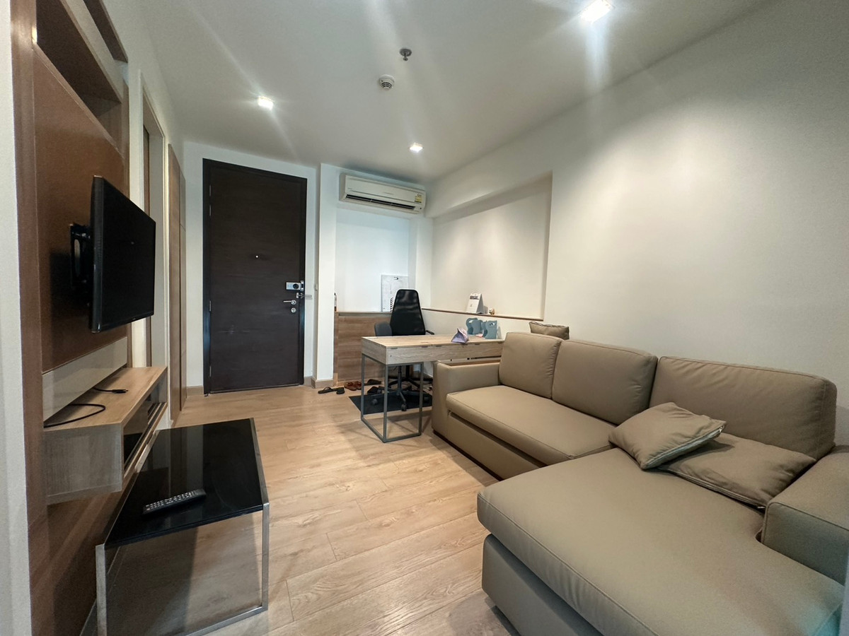 ให้เช่าคอนโดสะพานควาย จตุจักร :  💥 FOR RENT   :   Rhythm   Phahon -Ari  Condo   💥  