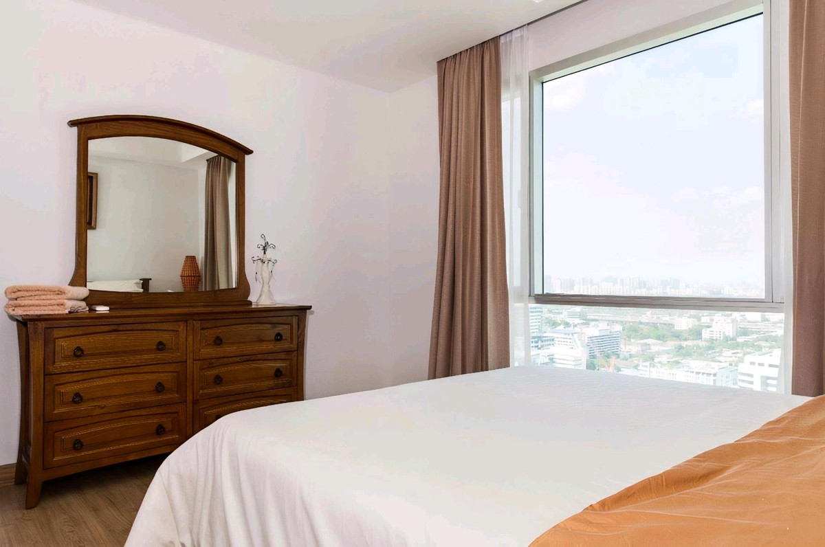 For RentCondoRama9, Petchburi, RCA : Condo for Rent at True Thonglor, High Floor, Corner Unit 🎊🎉