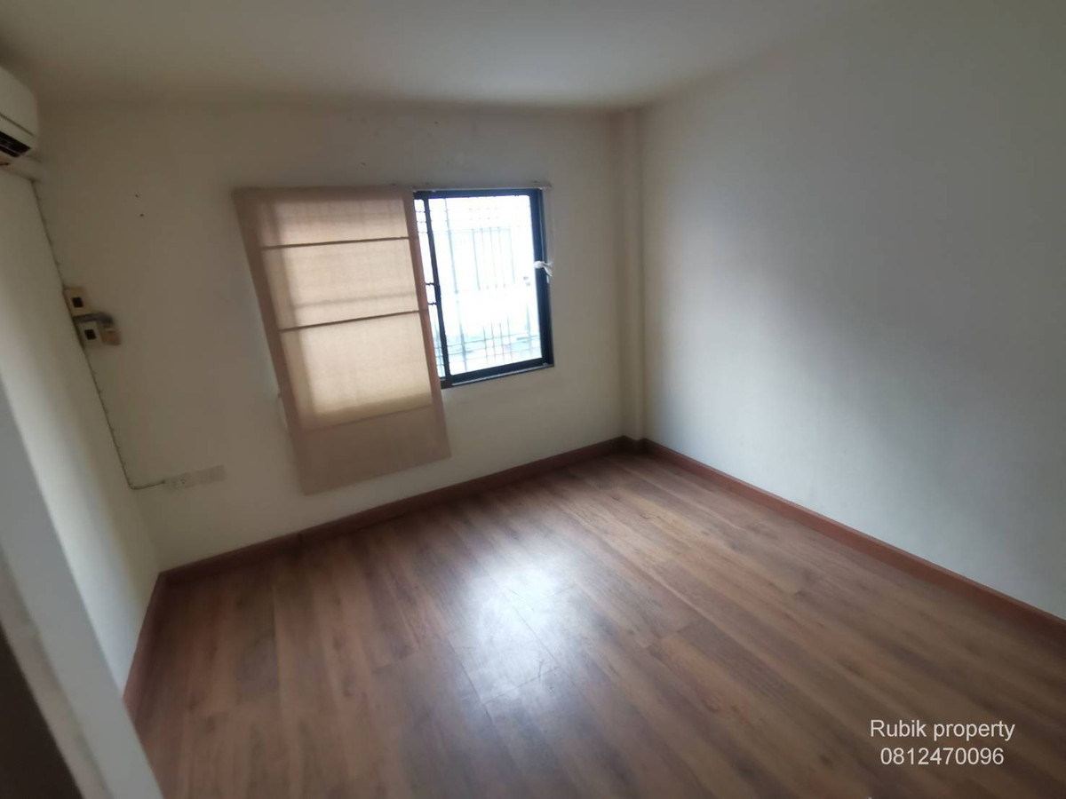 ขายทาวน์โฮมโชคชัย4 ลาดพร้าว71 : 💰✨ ขายทาวน์โฮม บ้านกลางเมือง กรุงเทพ – เหม่งจ๋าย–ลาดพร้าว 80 ถูกที่สุดในโครงการ! ราคาพิเศษสุด คุ้มแบบหาที่ไหนไม่ได้แล้ว RB1672