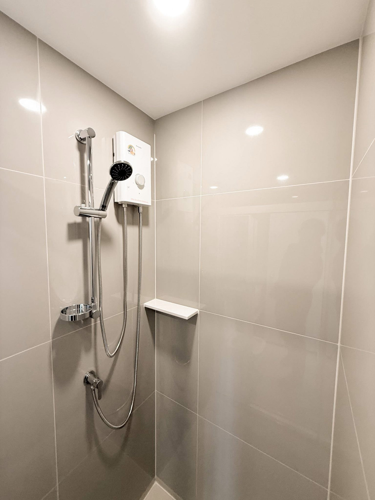 ให้เช่าคอนโดสะพานควาย จตุจักร : ⚡️Denim jatujuk   13,000 🔥Studio  23 Sqm  💫 🔥⚡️ติดต่อ พัตเตอร์ 0928895628 ⚡️ Line : plustor_ss ⚡️