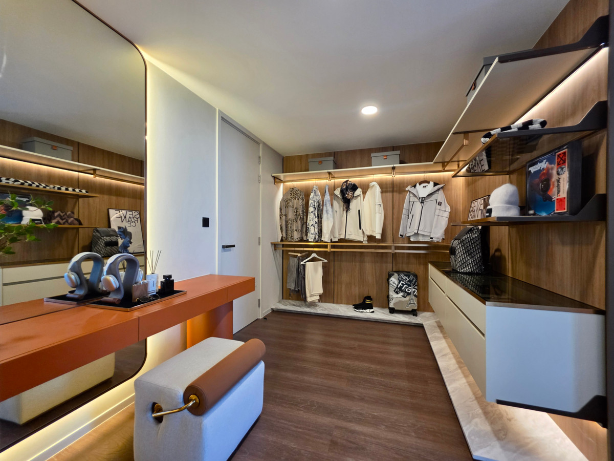 ขายบ้านลาดกระบัง สุวรรณภูมิ : ขาย โครงการ Vive กรุงเทพกรีฑา ตัดใหม่ บ้านเดี่ยว 3 ชั้น ที่ดินเริ่มต้น 130 ตารางวา 4 ห้องนอน 6 ห้องน้ำ ใกล้โรงเรียนนานาชาติชั้นนำ ติดต่อ 062-4468565 กี้