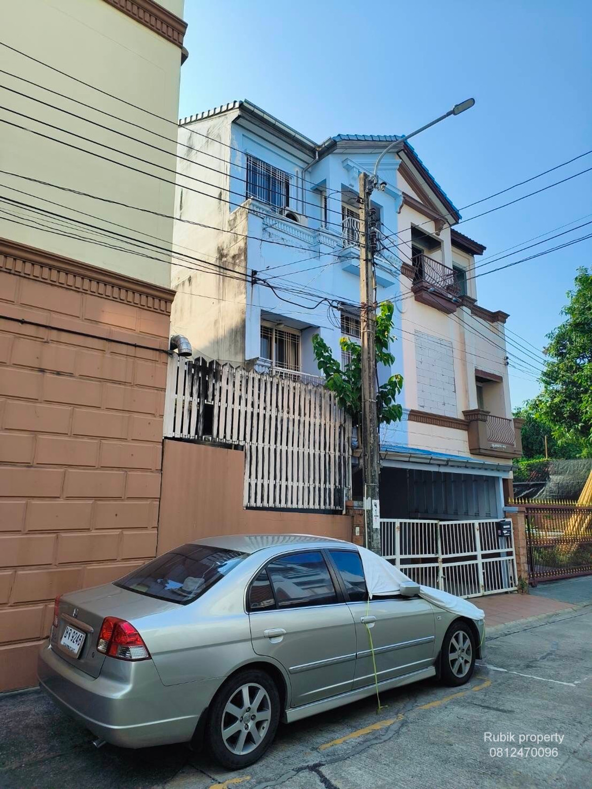 ขายทาวน์โฮมโชคชัย4 ลาดพร้าว71 : 💰✨ ขายทาวน์โฮม บ้านกลางเมือง กรุงเทพ – เหม่งจ๋าย–ลาดพร้าว 80 ถูกที่สุดในโครงการ! ราคาพิเศษสุด คุ้มแบบหาที่ไหนไม่ได้แล้ว RB1672