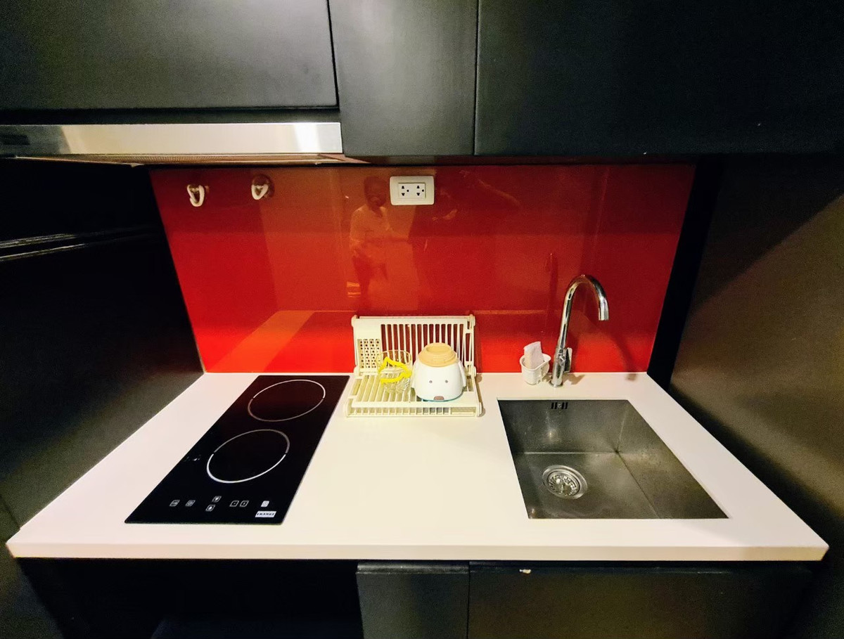 ขายคอนโดสีลม ศาลาแดง บางรัก : 🏠✨ ไซมิส สุรวงศ์ | ขายคอนโด 1 ห้องนอน (HBH-ST-147)